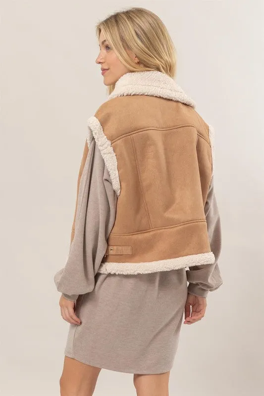 Fur-Contrast Zippered Suede Vest