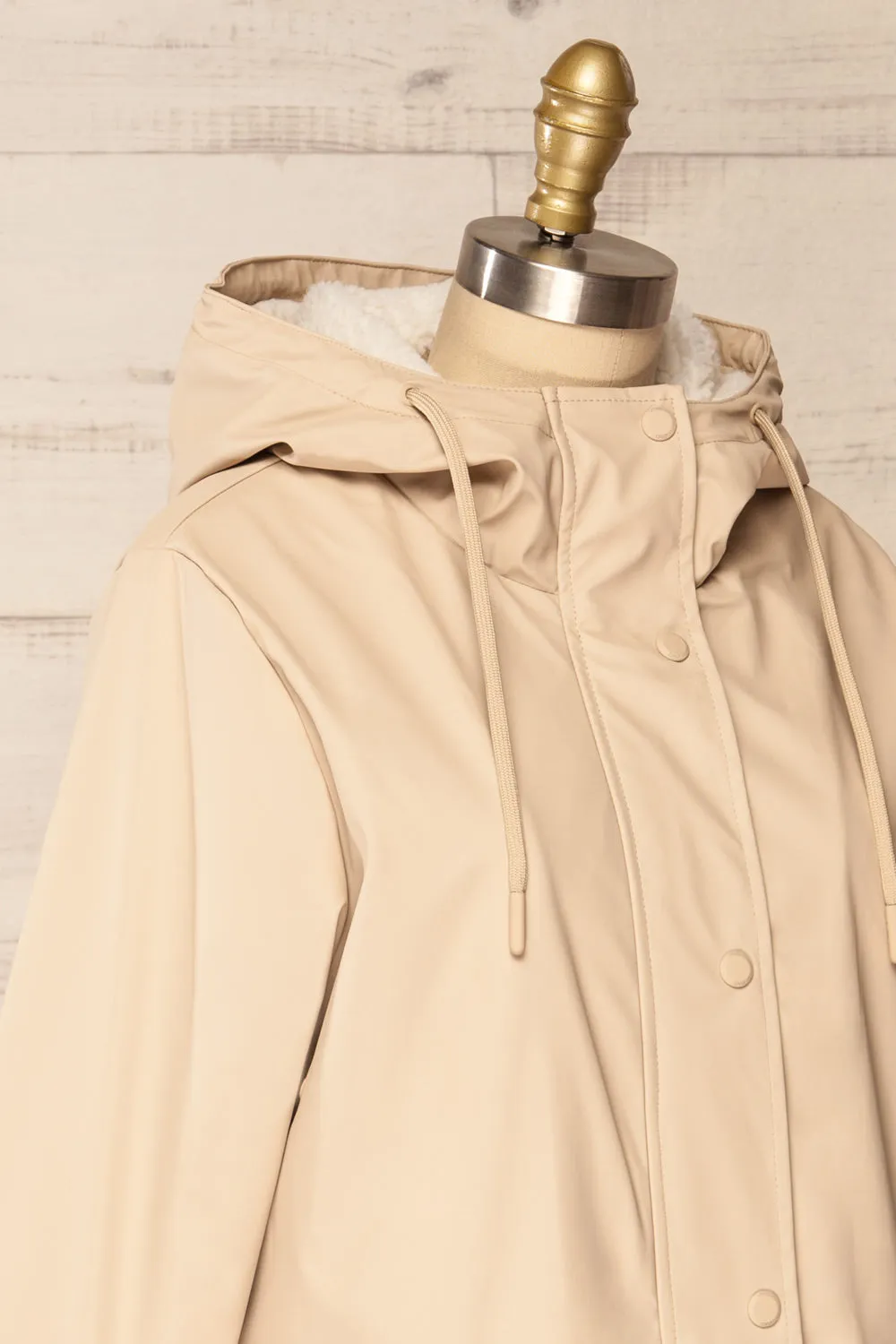 Icewind Beige | Button Up Raincoat w/ Sherpa Lining