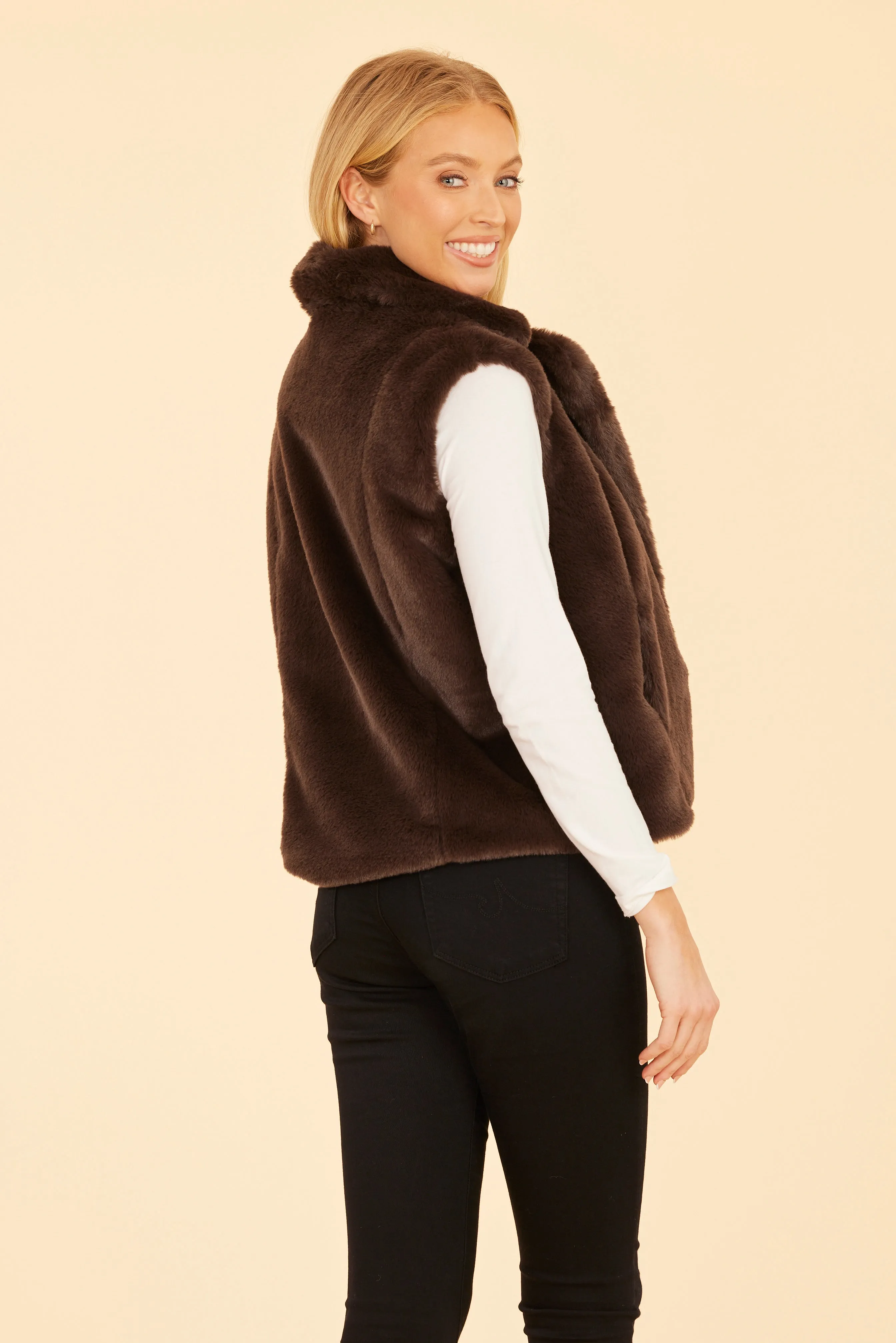 PLUSH FAUX FUR VEST