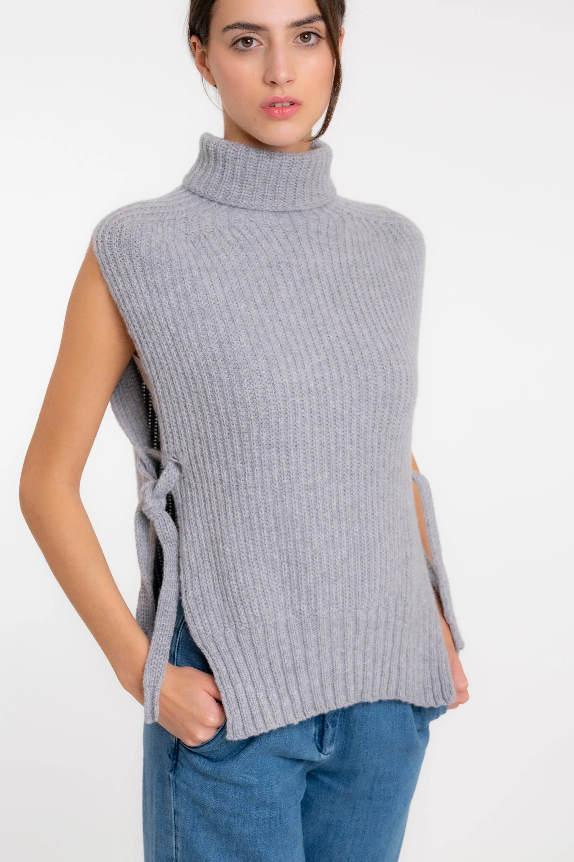 Side Slit Ribbed Vest Merino