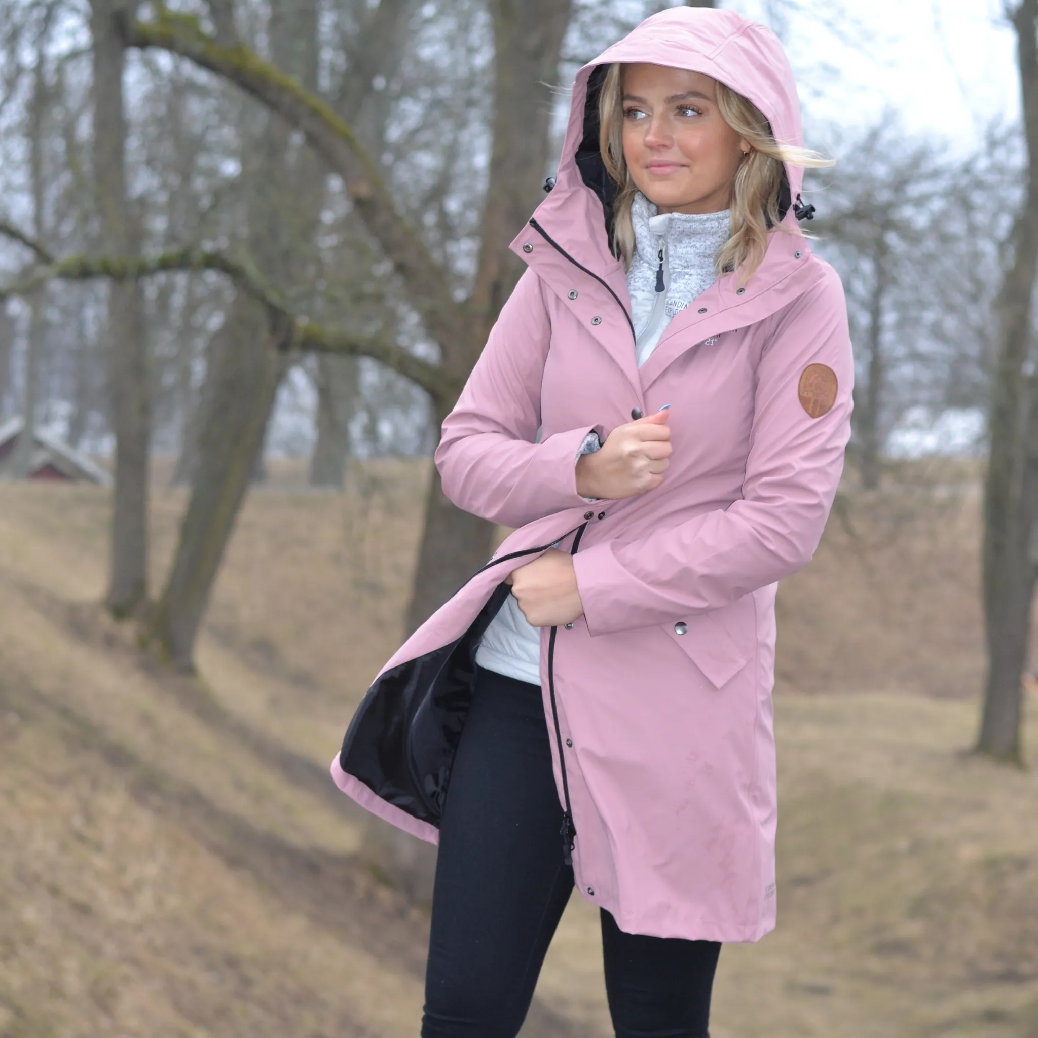 Women's Scandinavian Raincoat - Dusty Pink